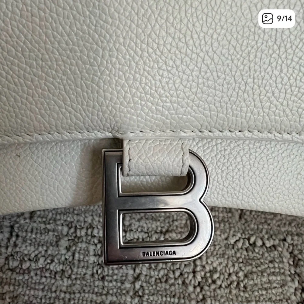 Balenciaga Small Hourglass - Picture 8 of 10